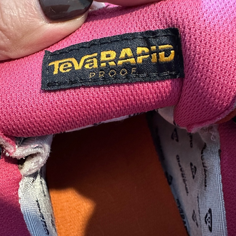 Teva Womens Waterproof Geotrecca Rp Pink, Blue, Tan Hiking Boots US Size 8 - Picture 13 of 13